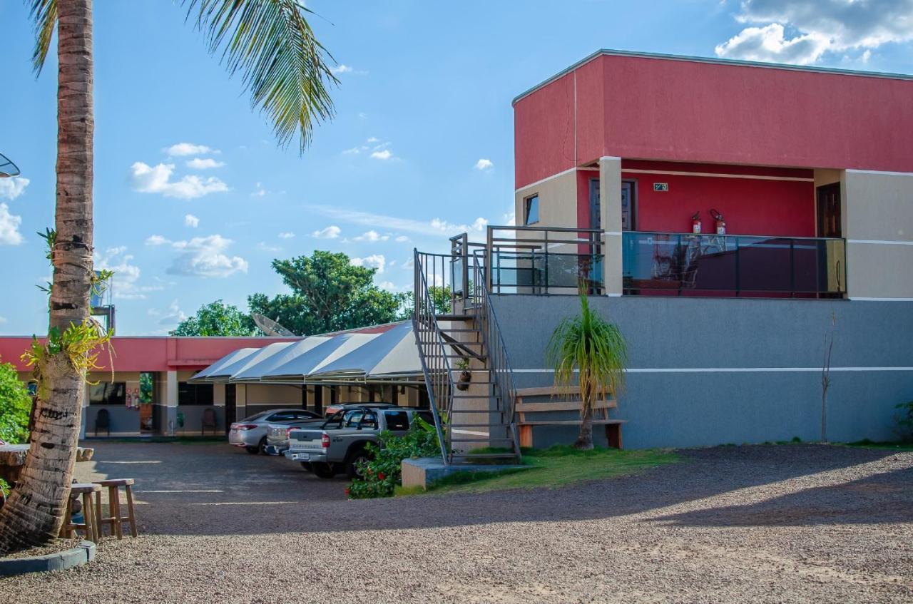 Hotel Della Vita Gloria de Dourados Ngoại thất bức ảnh