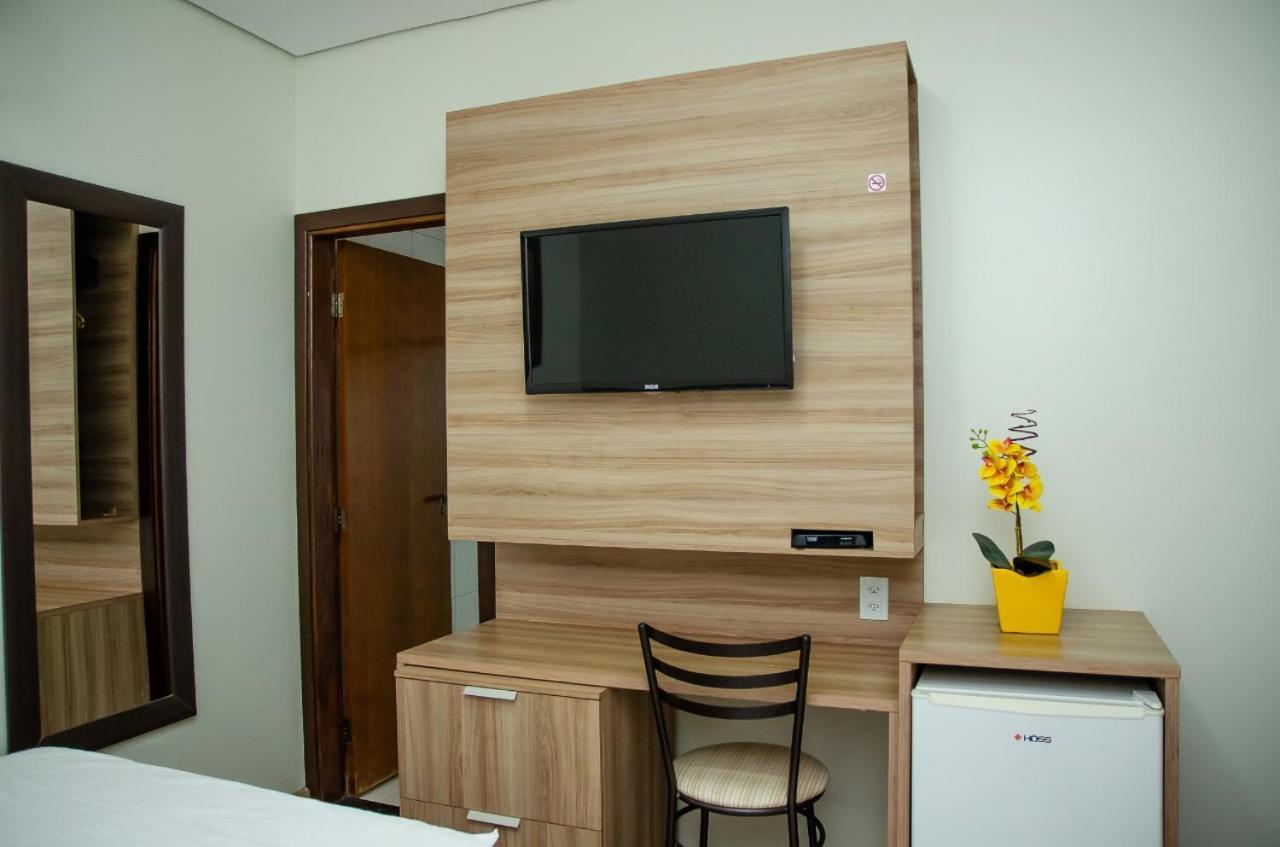 Hotel Della Vita Gloria de Dourados Ngoại thất bức ảnh